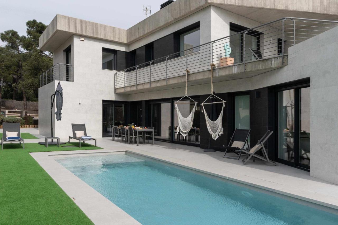Naramia Sagaro Villa With Poolgarden10 Pax С'Агаро Экстерьер фото